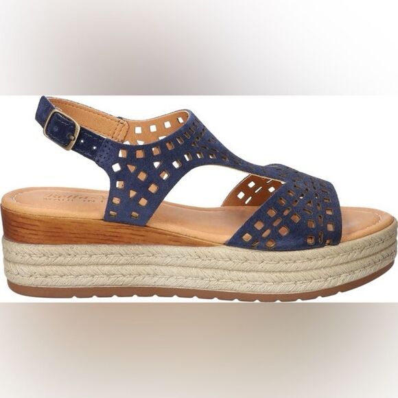 Bella Vita | Ann-Italy Perforated Wedge Sandal - Picture 2 of 9